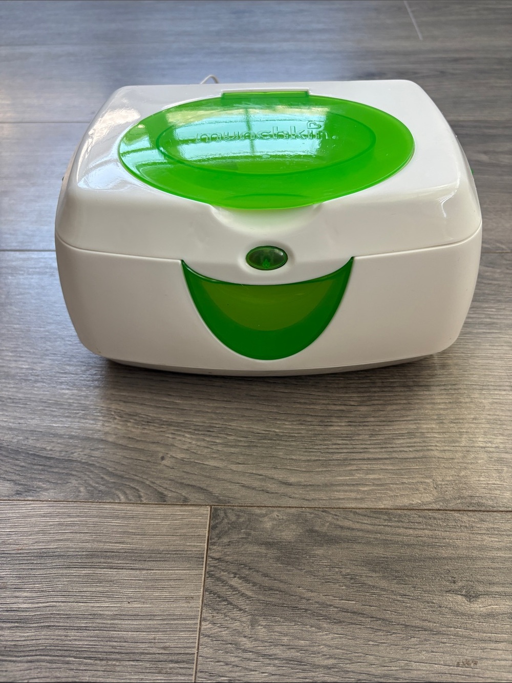 Munchkin White and Green Baby Wipe Warmer